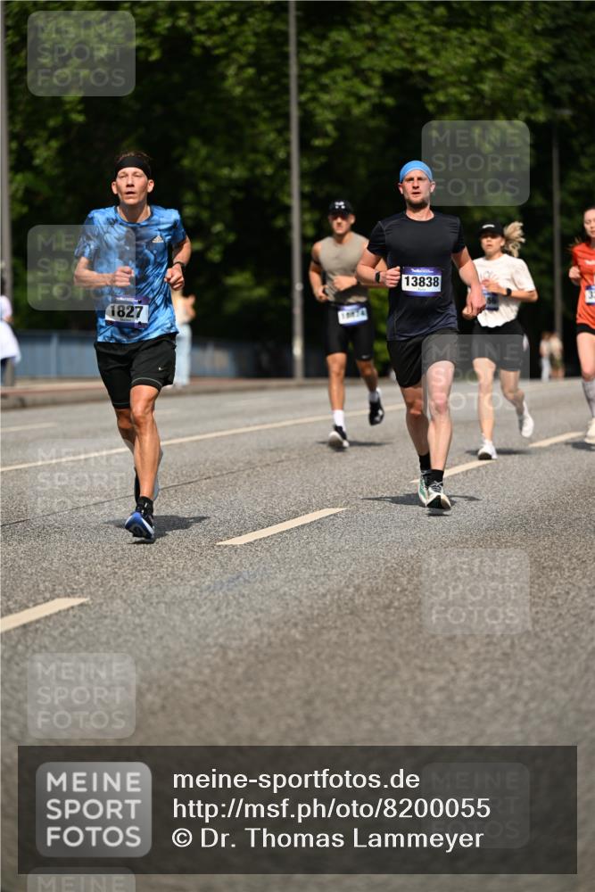 29.06.2025 - hella hamburg halbmarathon Dr. Thomas Lammeyer http://msf.ph/oto/8200055 29.06.2025 09:48:08 Kennedybrücke 2021, 3201, 3845, 5269, 5367, 6619, 8473, 8731, 10156, 10486, 10848 meine-sportfotos.de