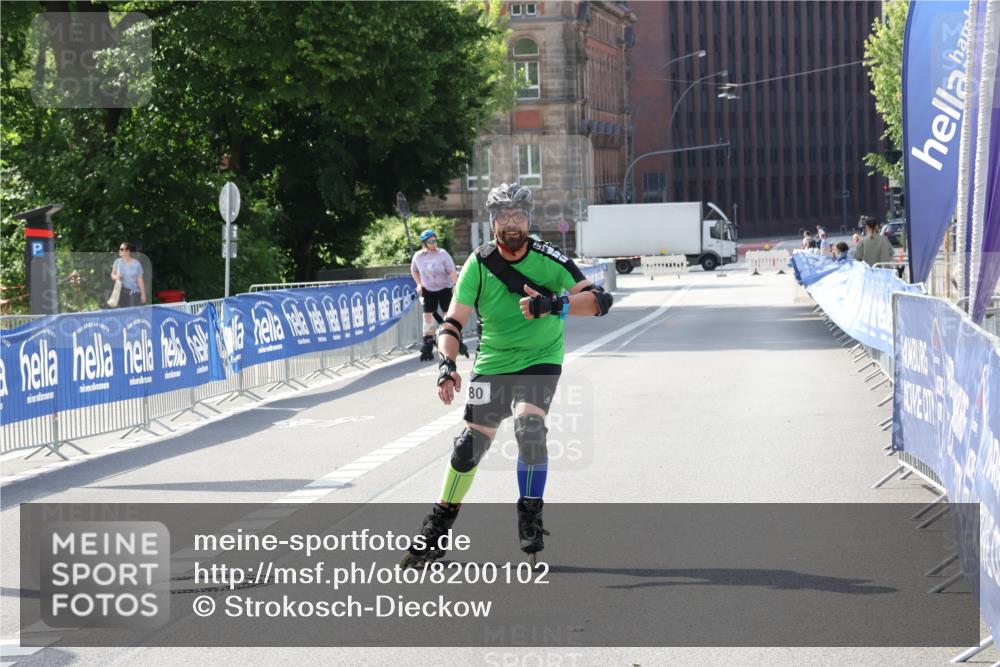29.06.2025 - hella hamburg halbmarathon Strokosch-Dieckow http://msf.ph/oto/8200102 29.06.2025 09:47:10 Ziel 20080 meine-sportfotos.de