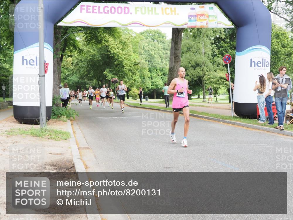 29.06.2025 - hella hamburg halbmarathon MichiJ http://msf.ph/oto/8200131 29.06.2025 10:21:24 Zwischen KM18-KM19 1894, 4812, 5660, 7845, 11877, 14450, 16065 meine-sportfotos.de