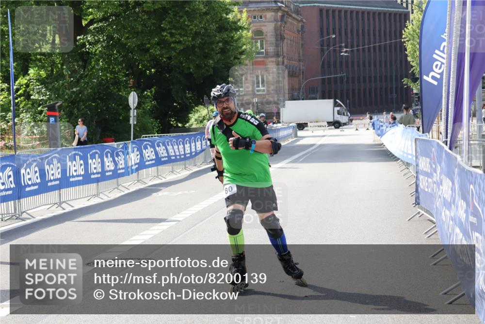 29.06.2025 - hella hamburg halbmarathon Strokosch-Dieckow http://msf.ph/oto/8200139 29.06.2025 09:47:11 Ziel 20080 meine-sportfotos.de