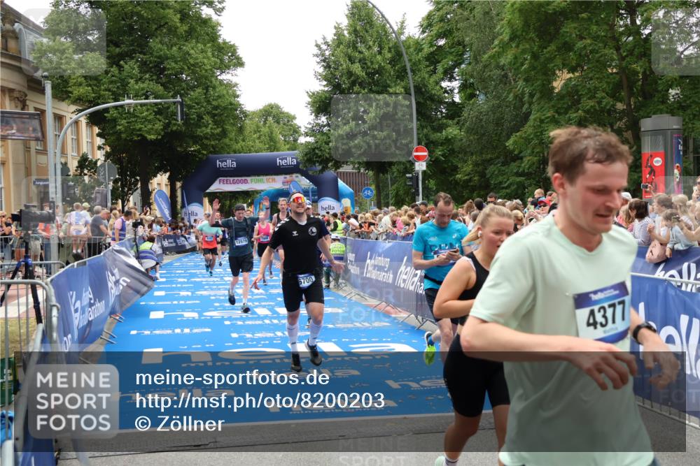 29.06.2025 - hella hamburg halbmarathon Zöllner http://msf.ph/oto/8200203 29.06.2025 10:47:11 Ziel 1460, 2623, 4093, 5472, 6373, 6700, 7908, 9794, 12579, 13007, 15684, 17718 meine-sportfotos.de