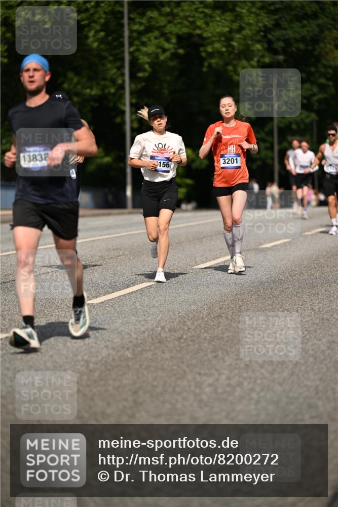 29.06.2025 - hella hamburg halbmarathon Dr. Thomas Lammeyer http://msf.ph/oto/8200272 29.06.2025 09:48:10 Kennedybrücke 2021, 3201, 5269, 5367, 6619, 8473, 8731, 10156, 10486, 10848, 11169 meine-sportfotos.de