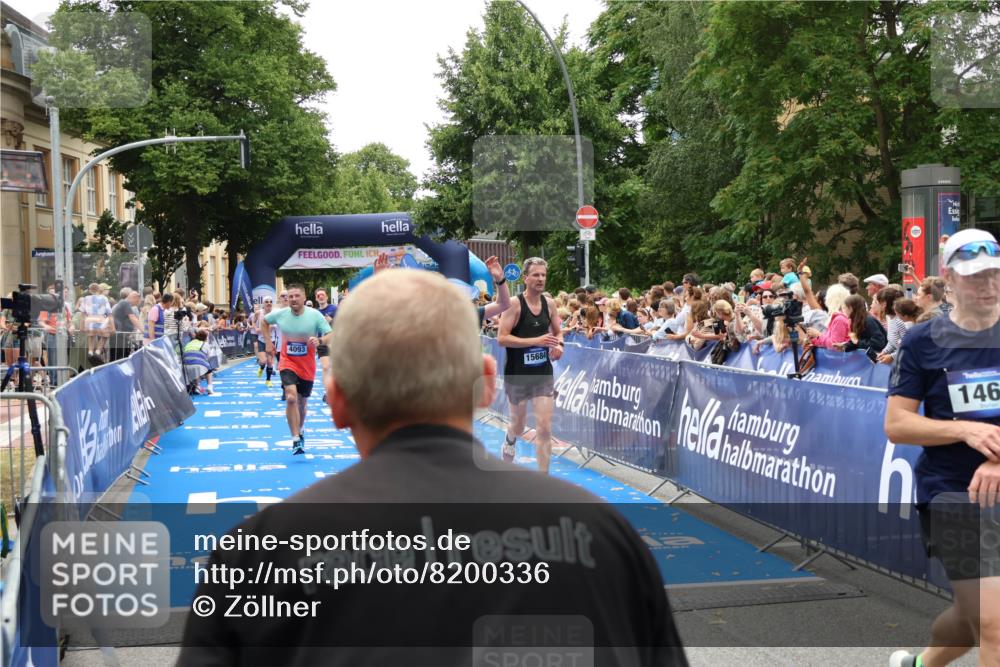 29.06.2025 - hella hamburg halbmarathon Zöllner http://msf.ph/oto/8200336 29.06.2025 10:47:14 Ziel 2623, 4093, 6373, 6716, 7480, 7908, 10208, 10211, 12579, 13007, 15684, 17718, 17915 meine-sportfotos.de