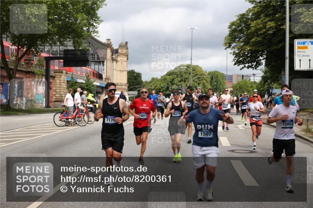 29.06.2025 - hella hamburg halbmarathon Yannick Fuchs http://msf.ph/oto/8200361 29.06.2025 10:44:41 20KM 1119, 1399, 1461, 1466, 1507, 1630, 1750, 1817, 2207, 3654, 4127, 4346, 5115, 6027, 6662, 6712, 6795, 7052, 7176, 7397, 7583, 7930, 7932, 8117, 8572, 8657, 8704, 8819, 9057, 10371, 11356, 11455, 11607, 12624, 13008, 13609, 13687, 13701, 13875, 14034, 14257, 14626, 15362, 15395, 15803, 15950, 16716, 16806, 17179, 17221, 17247, 17384, 18066, 18370, 18394, 18489, 18657, 18658, 18811 meine-sportfotos.de
