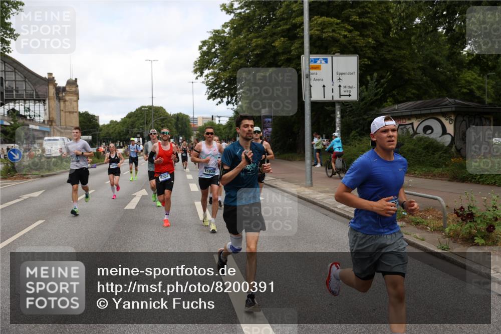 29.06.2025 - hella hamburg halbmarathon Yannick Fuchs http://msf.ph/oto/8200391 29.06.2025 10:31:56 20KM 1290, 2196, 2767, 4860, 4865, 5003, 5042, 5307, 5923, 6047, 6123, 6458, 7310, 8362, 9178, 9914, 10190, 10451, 10738, 12739, 13141, 13372, 13854, 14387, 14459, 14691, 14934, 15178, 15261, 15410, 15939, 16523, 16992, 17125, 17137, 17658, 18159, 18216, 18357, 18384, 18986 meine-sportfotos.de
