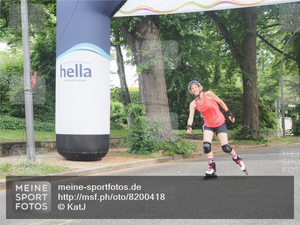 29.06.2025 - hella hamburg halbmarathon KatJ http://msf.ph/oto/8200418 29.06.2025 09:30:07 Zwischen KM18-KM19  meine-sportfotos.de