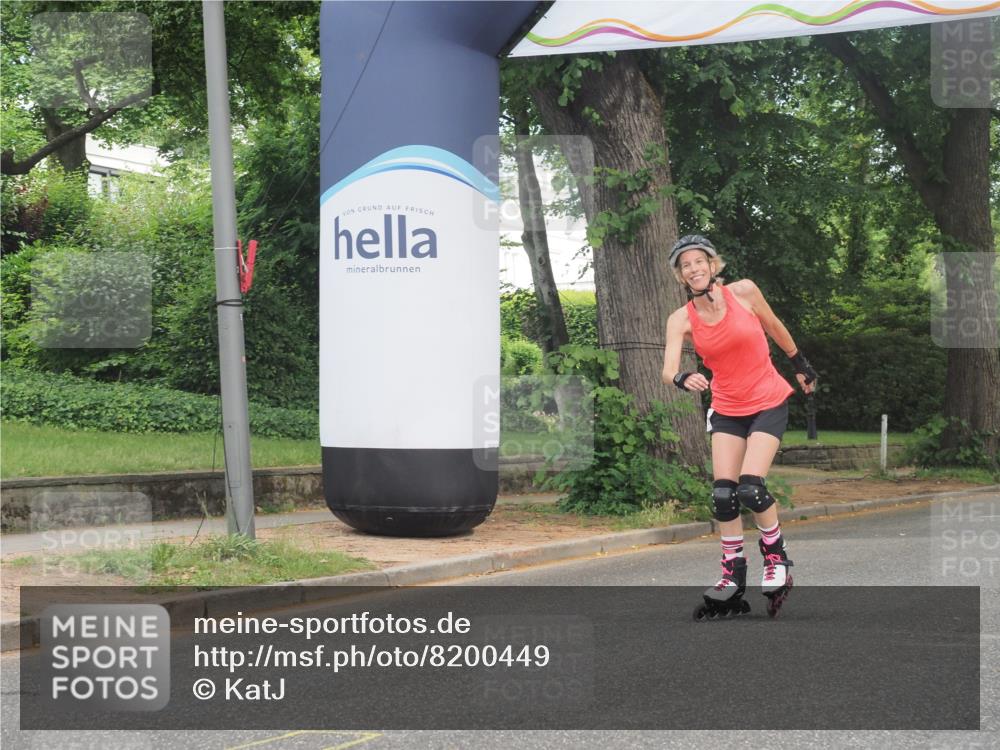29.06.2025 - hella hamburg halbmarathon KatJ http://msf.ph/oto/8200449 29.06.2025 09:30:07 Zwischen KM18-KM19  meine-sportfotos.de