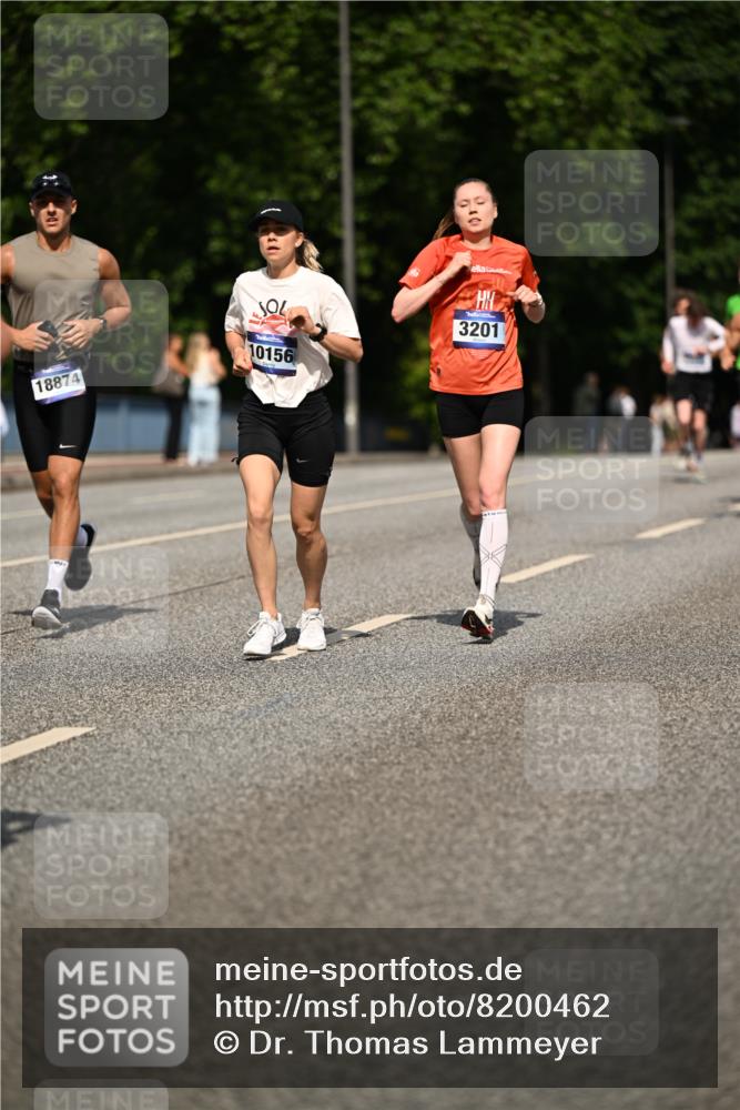 29.06.2025 - hella hamburg halbmarathon Dr. Thomas Lammeyer http://msf.ph/oto/8200462 29.06.2025 09:48:11 Kennedybrücke 1758, 2021, 3201, 5269, 5367, 6619, 8473, 8731, 10156, 10486, 10848, 11169 meine-sportfotos.de