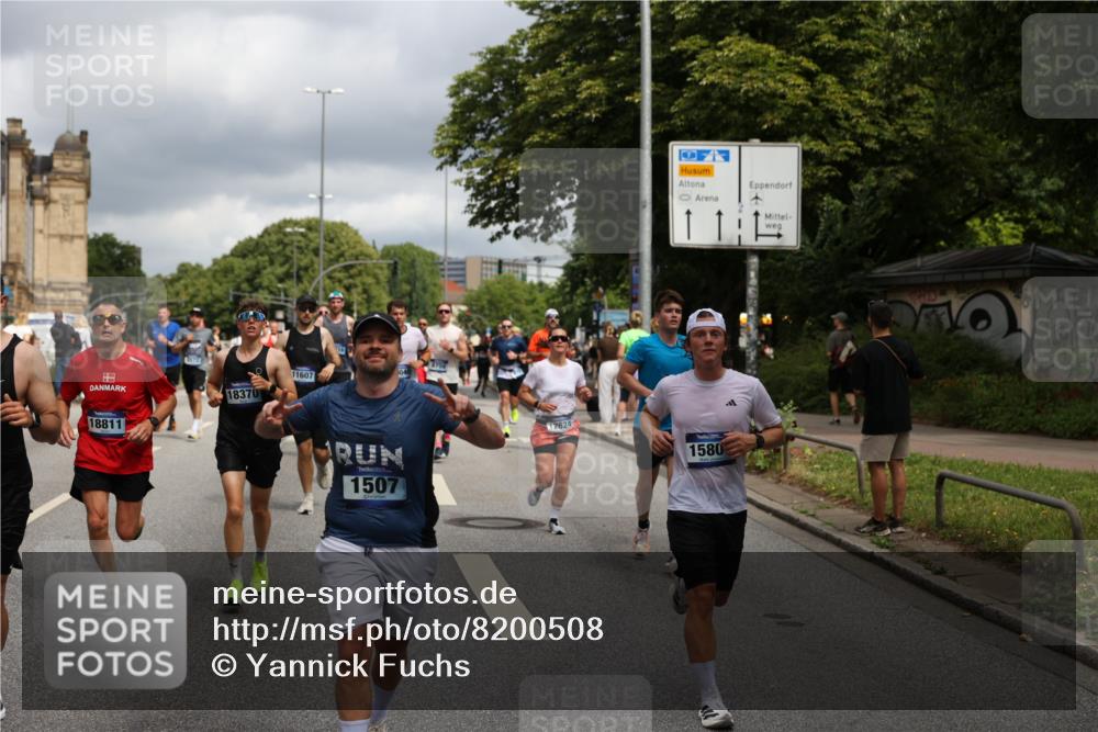 29.06.2025 - hella hamburg halbmarathon Yannick Fuchs http://msf.ph/oto/8200508 29.06.2025 10:44:42 20KM 1119, 1399, 1461, 1466, 1507, 1630, 1750, 1817, 2207, 3654, 4127, 4346, 5115, 6027, 6662, 6712, 6795, 7052, 7176, 7397, 7583, 7930, 7932, 8117, 8572, 8657, 8704, 8819, 9057, 10371, 11356, 11455, 11607, 12624, 13008, 13609, 13687, 13701, 13875, 14034, 14257, 14626, 15362, 15395, 15803, 15950, 16716, 16806, 17179, 17221, 17247, 17384, 18006, 18066, 18370, 18394, 18489, 18657, 18658, 18811 meine-sportfotos.de