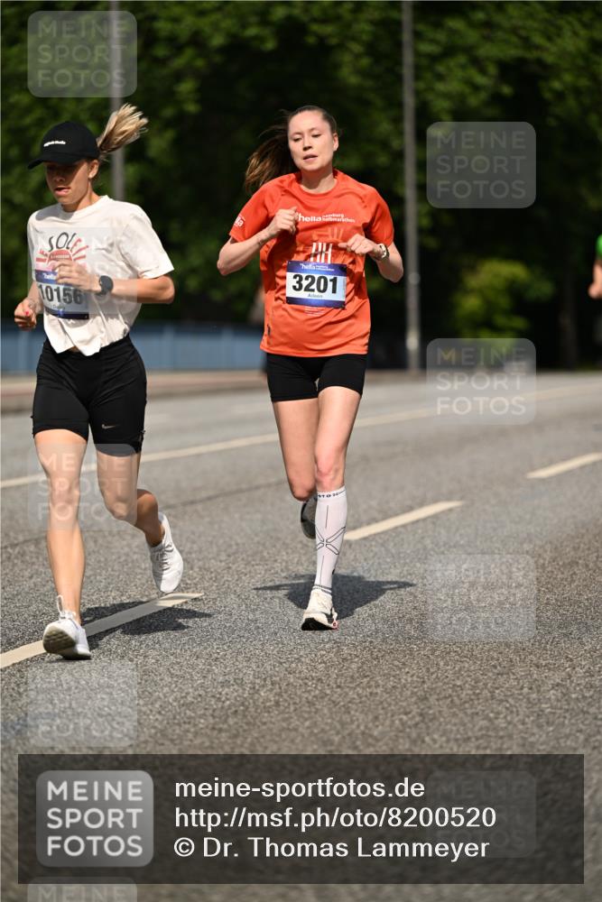29.06.2025 - hella hamburg halbmarathon Dr. Thomas Lammeyer http://msf.ph/oto/8200520 29.06.2025 09:48:12 Kennedybrücke 1758, 2021, 3201, 5269, 5367, 6619, 8473, 8731, 10156, 10486, 10848, 11169 meine-sportfotos.de