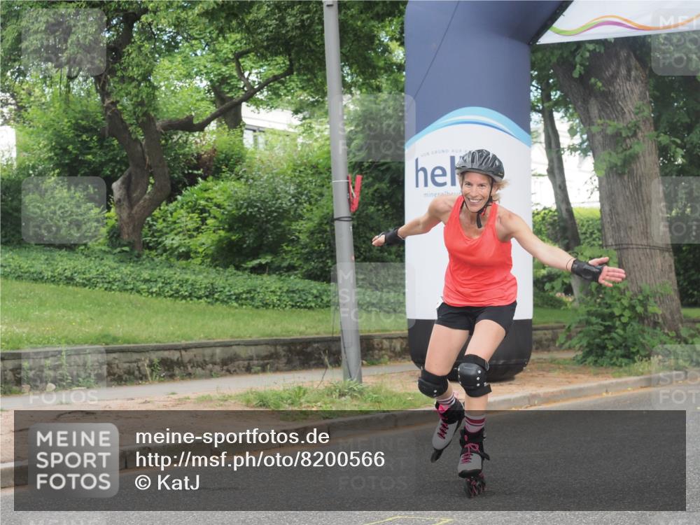 29.06.2025 - hella hamburg halbmarathon KatJ http://msf.ph/oto/8200566 29.06.2025 09:30:08 Zwischen KM18-KM19  meine-sportfotos.de