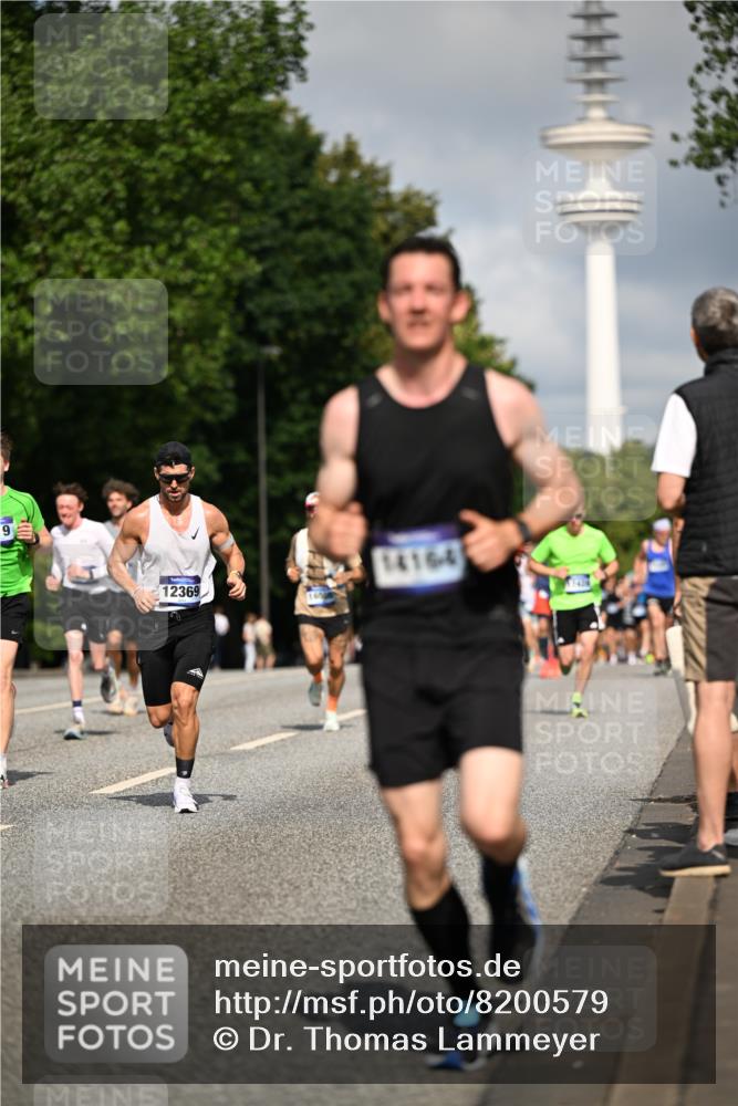 29.06.2025 - hella hamburg halbmarathon Dr. Thomas Lammeyer http://msf.ph/oto/8200579 29.06.2025 09:48:14 Kennedybrücke 1758, 2021, 2746, 3201, 5269, 5367, 6619, 6781, 8473, 8731, 10156, 10486, 10848, 11169 meine-sportfotos.de