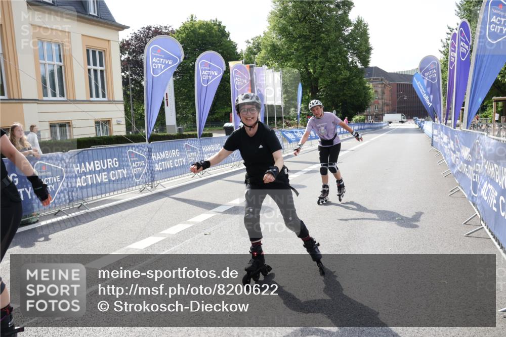 29.06.2025 - hella hamburg halbmarathon Strokosch-Dieckow http://msf.ph/oto/8200622 29.06.2025 09:49:23 Ziel 20063, 20082, 20085 meine-sportfotos.de