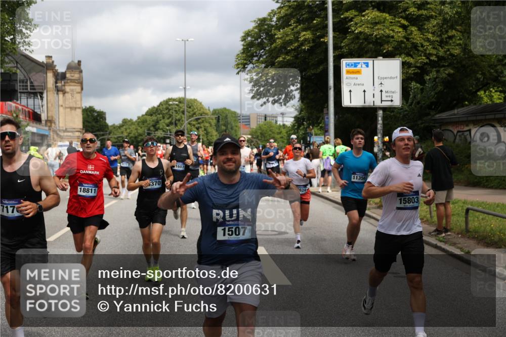 29.06.2025 - hella hamburg halbmarathon Yannick Fuchs http://msf.ph/oto/8200631 29.06.2025 10:44:42 20KM 1119, 1399, 1461, 1466, 1507, 1630, 1750, 1817, 2207, 3654, 4127, 4346, 5115, 6027, 6662, 6712, 6795, 7052, 7176, 7397, 7583, 7930, 7932, 8117, 8572, 8657, 8704, 8819, 9057, 10371, 11356, 11455, 11607, 12624, 13008, 13609, 13687, 13701, 13875, 14034, 14257, 14626, 15362, 15395, 15803, 15950, 16716, 16806, 17179, 17221, 17247, 17384, 18006, 18066, 18370, 18394, 18489, 18657, 18658, 18811 meine-sportfotos.de