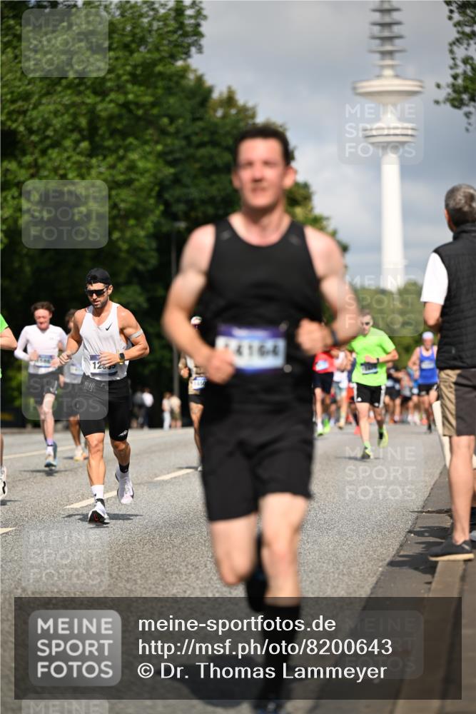 29.06.2025 - hella hamburg halbmarathon Dr. Thomas Lammeyer http://msf.ph/oto/8200643 29.06.2025 09:48:14 Kennedybrücke 1758, 2021, 2746, 3201, 5269, 5367, 6619, 6781, 8473, 8731, 10156, 10486, 10848, 11169 meine-sportfotos.de