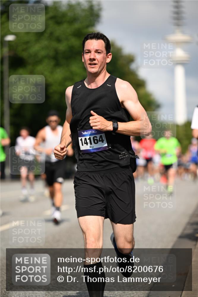 29.06.2025 - hella hamburg halbmarathon Dr. Thomas Lammeyer http://msf.ph/oto/8200676 29.06.2025 09:48:15 Kennedybrücke 1758, 2746, 3201, 5269, 5367, 6619, 6781, 8473, 8731, 10156, 10486, 10848, 11169 meine-sportfotos.de