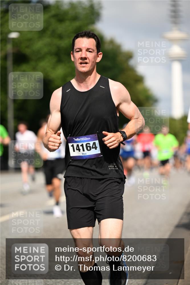 29.06.2025 - hella hamburg halbmarathon Dr. Thomas Lammeyer http://msf.ph/oto/8200683 29.06.2025 09:48:15 Kennedybrücke 1758, 2746, 3201, 5269, 5367, 6619, 6781, 8473, 8731, 10156, 10486, 10848, 11169 meine-sportfotos.de