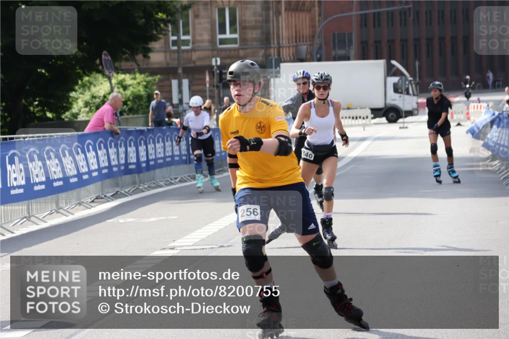 29.06.2025 - hella hamburg halbmarathon Strokosch-Dieckow http://msf.ph/oto/8200755 29.06.2025 09:50:14 Ziel 20240, 20256, 20538 meine-sportfotos.de