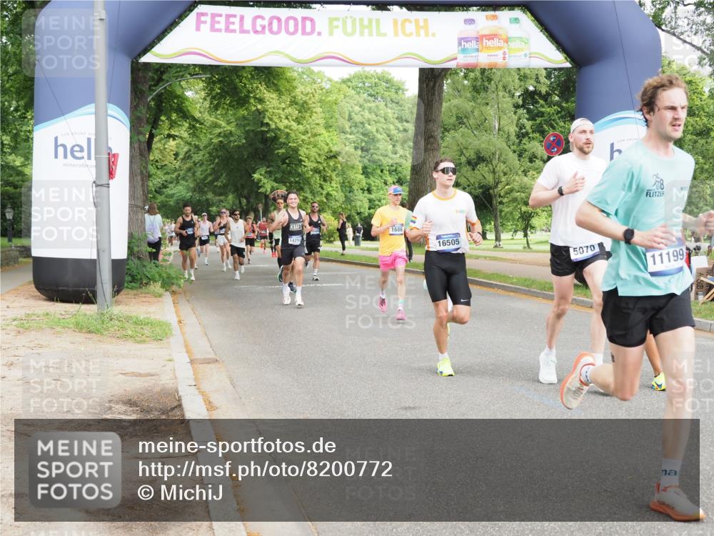 29.06.2025 - hella hamburg halbmarathon MichiJ http://msf.ph/oto/8200772 29.06.2025 10:21:31 Zwischen KM18-KM19 1686, 5070, 7965, 8883, 11199, 15054, 16505 meine-sportfotos.de