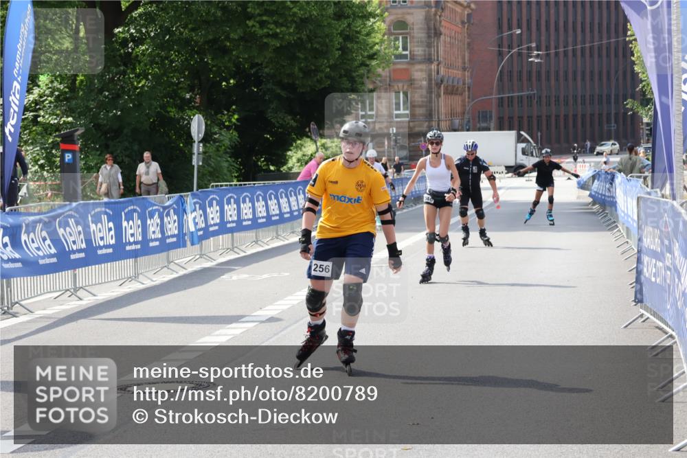 29.06.2025 - hella hamburg halbmarathon Strokosch-Dieckow http://msf.ph/oto/8200789 29.06.2025 09:50:15 Ziel 20240, 20256, 20538 meine-sportfotos.de
