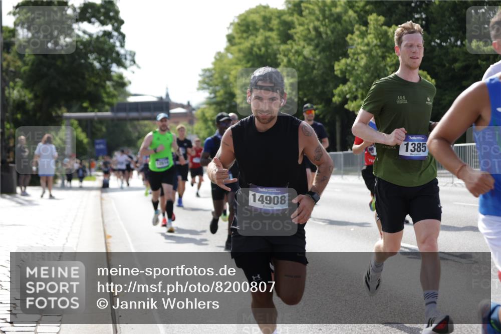 29.06.2025 - hella hamburg halbmarathon Jannik Wohlers http://msf.ph/oto/8200807 29.06.2025 09:47:44 Lombardsbrücke 1385, 1562, 1743, 2714, 2767, 3959, 4602, 4860, 5091, 5315, 6684, 6829, 6990, 8362, 8933, 9178, 10384, 10900, 11202, 11227, 11620, 11745, 11929, 12290, 12514, 12865, 13595, 13854, 14387, 14875, 14908, 14934, 15015, 15261, 15415, 15701, 16119, 16158, 17024, 17217, 18103, 18573, 18584, 18679, 18841 meine-sportfotos.de