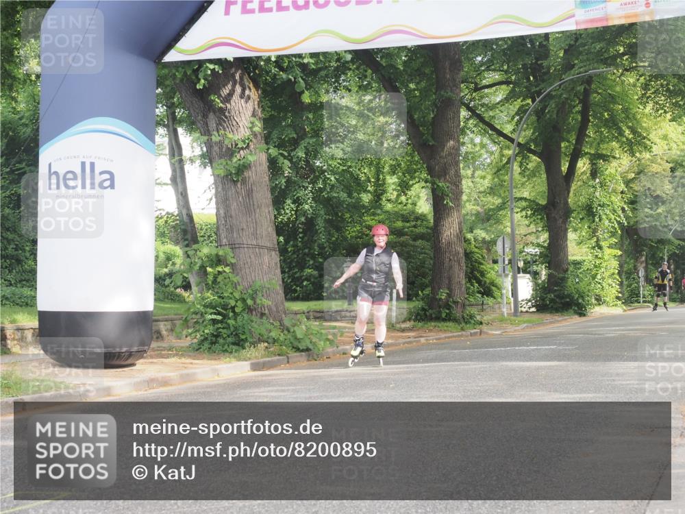 29.06.2025 - hella hamburg halbmarathon KatJ http://msf.ph/oto/8200895 29.06.2025 09:30:41 Zwischen KM18-KM19  meine-sportfotos.de