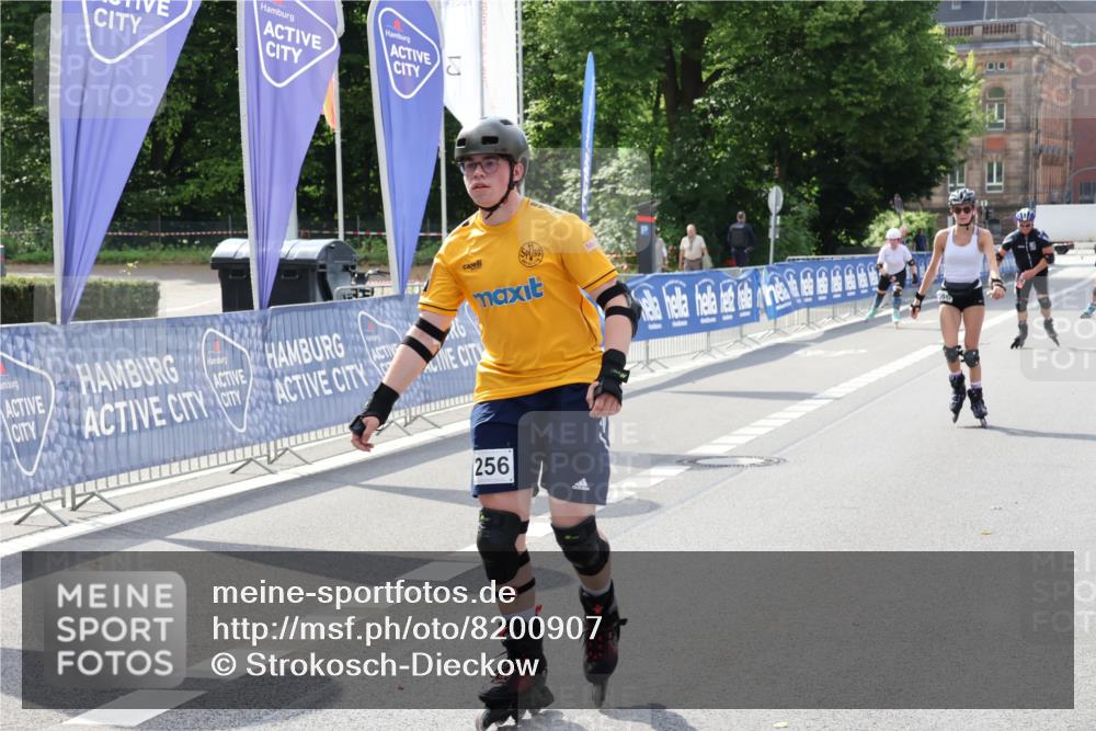 29.06.2025 - hella hamburg halbmarathon Strokosch-Dieckow http://msf.ph/oto/8200907 29.06.2025 09:50:17 Ziel 20240, 20256, 20514, 20538 meine-sportfotos.de
