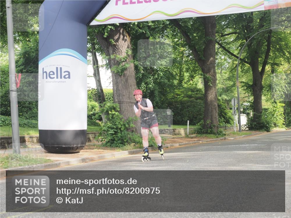 29.06.2025 - hella hamburg halbmarathon KatJ http://msf.ph/oto/8200975 29.06.2025 09:30:42 Zwischen KM18-KM19  meine-sportfotos.de