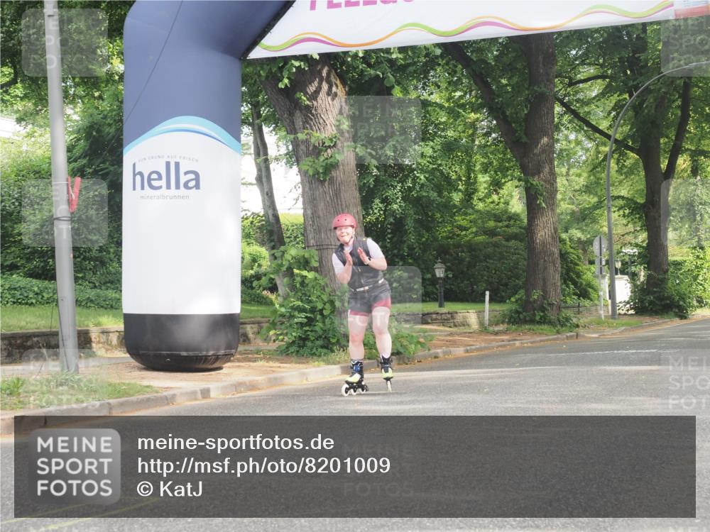 29.06.2025 - hella hamburg halbmarathon KatJ http://msf.ph/oto/8201009 29.06.2025 09:30:42 Zwischen KM18-KM19  meine-sportfotos.de