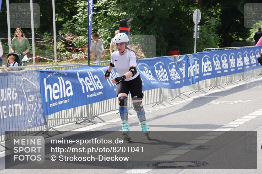29.06.2025 - hella hamburg halbmarathon Strokosch-Dieckow http://msf.ph/oto/8201041 29.06.2025 09:50:21 Ziel 20240, 20256, 20258, 20514, 20538 meine-sportfotos.de