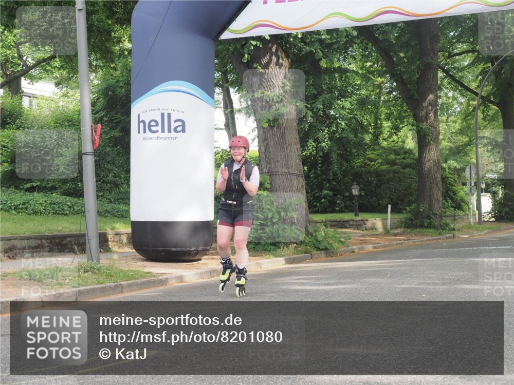 29.06.2025 - hella hamburg halbmarathon KatJ http://msf.ph/oto/8201080 29.06.2025 09:30:43 Zwischen KM18-KM19  meine-sportfotos.de