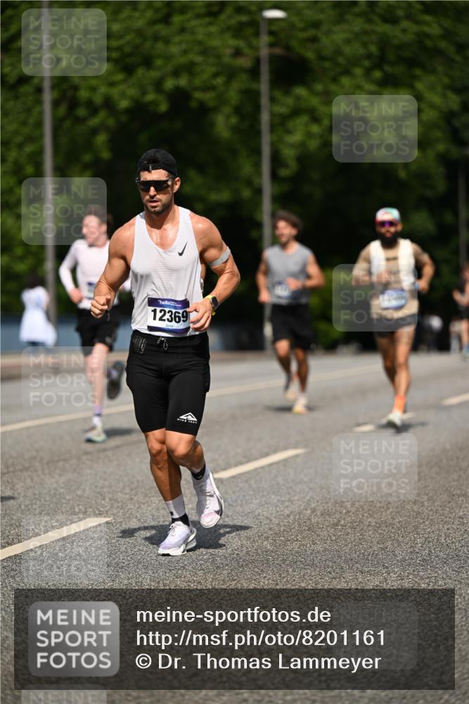 29.06.2025 - hella hamburg halbmarathon Dr. Thomas Lammeyer http://msf.ph/oto/8201161 29.06.2025 09:48:17 Kennedybrücke 1758, 2746, 3201, 5070, 5269, 5367, 6619, 6781, 7272, 8209, 8473, 9137, 9381, 10156, 10171, 10486, 10848, 11169 meine-sportfotos.de