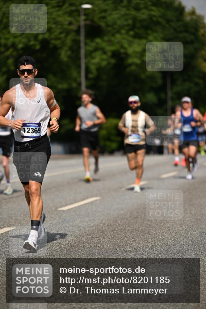29.06.2025 - hella hamburg halbmarathon Dr. Thomas Lammeyer http://msf.ph/oto/8201185 29.06.2025 09:48:17 Kennedybrücke 1758, 2746, 3201, 5070, 5269, 5367, 6619, 6781, 7272, 8209, 8473, 9137, 9381, 10156, 10171, 10486, 10848, 11169 meine-sportfotos.de