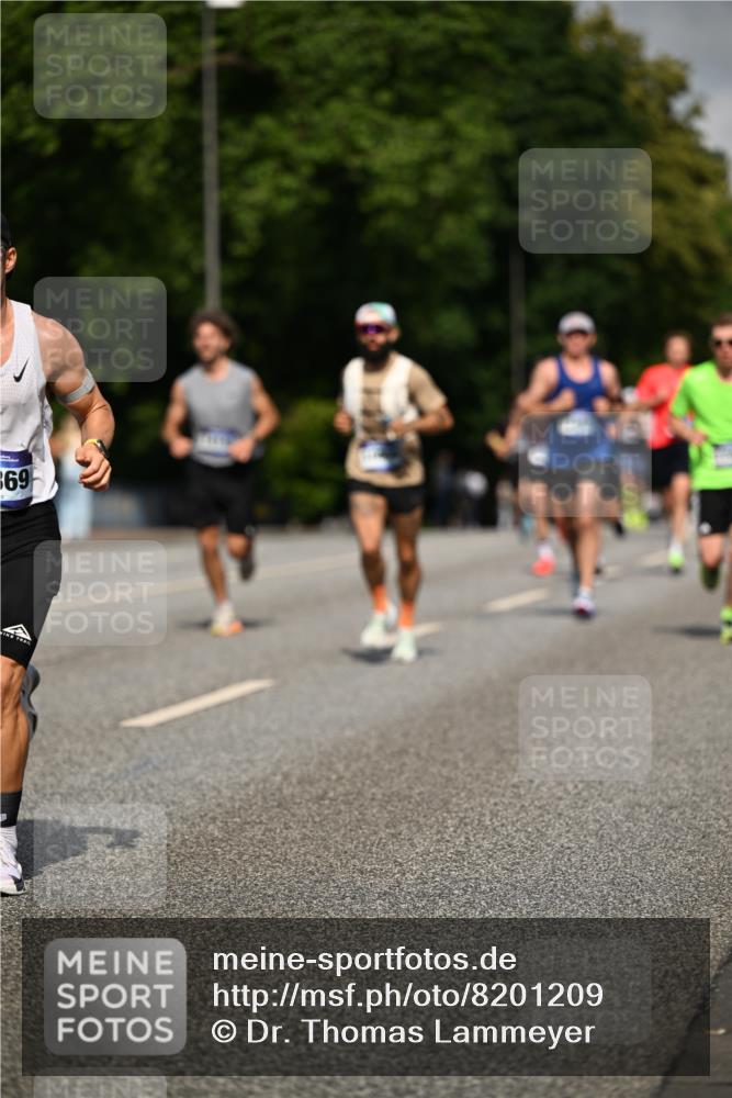 29.06.2025 - hella hamburg halbmarathon Dr. Thomas Lammeyer http://msf.ph/oto/8201209 29.06.2025 09:48:17 Kennedybrücke 1758, 2746, 3201, 5070, 5269, 5367, 6619, 6781, 7272, 8209, 8473, 9137, 9381, 10156, 10171, 10486, 10848, 11169 meine-sportfotos.de