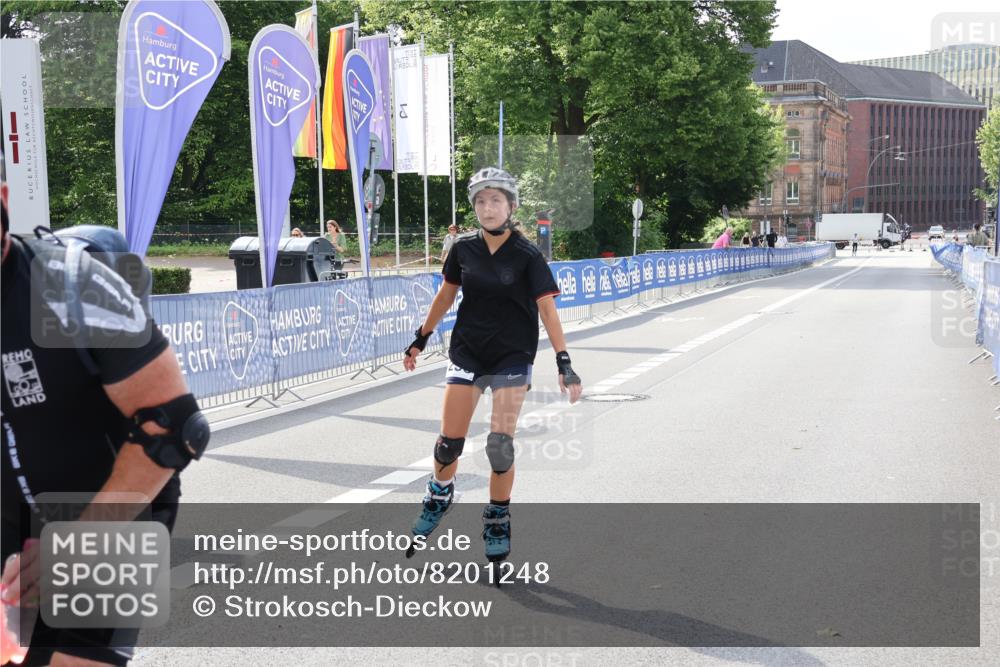 29.06.2025 - hella hamburg halbmarathon Strokosch-Dieckow http://msf.ph/oto/8201248 29.06.2025 09:50:25 Ziel 20240, 20258, 20514, 20538 meine-sportfotos.de