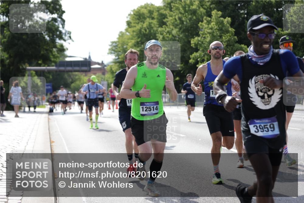 29.06.2025 - hella hamburg halbmarathon Jannik Wohlers http://msf.ph/oto/8201620 29.06.2025 09:47:47 Lombardsbrücke 1385, 1562, 1743, 2714, 2767, 3959, 4860, 5091, 5315, 6684, 6829, 6990, 8362, 8933, 10793, 10900, 11202, 11227, 11620, 11929, 12290, 12514, 13595, 13854, 14387, 14875, 14908, 14934, 15015, 15261, 15415, 15701, 15959, 16119, 16158, 17024, 17217, 18103, 18573, 18584, 18679 meine-sportfotos.de