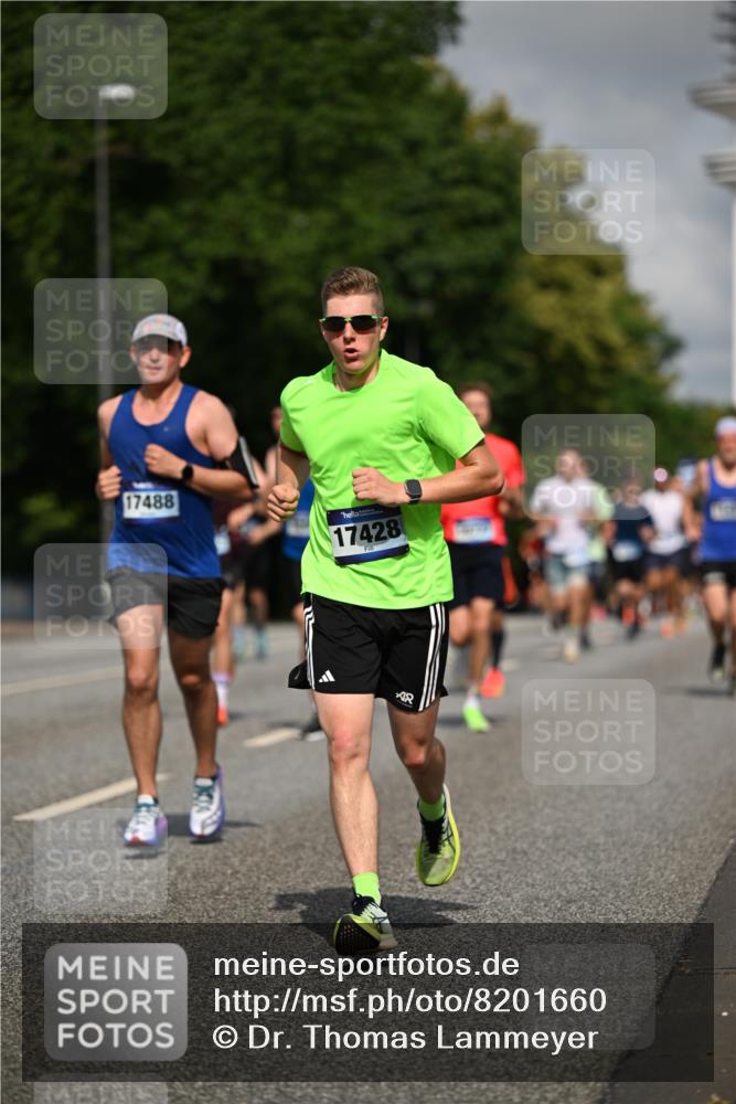 29.06.2025 - hella hamburg halbmarathon Dr. Thomas Lammeyer http://msf.ph/oto/8201660 29.06.2025 09:48:20 Kennedybrücke 1758, 2746, 3043, 3201, 5070, 5269, 5328, 5746, 6619, 6781, 7272, 8209, 9137, 9381, 10156, 10171, 10486, 11169 meine-sportfotos.de