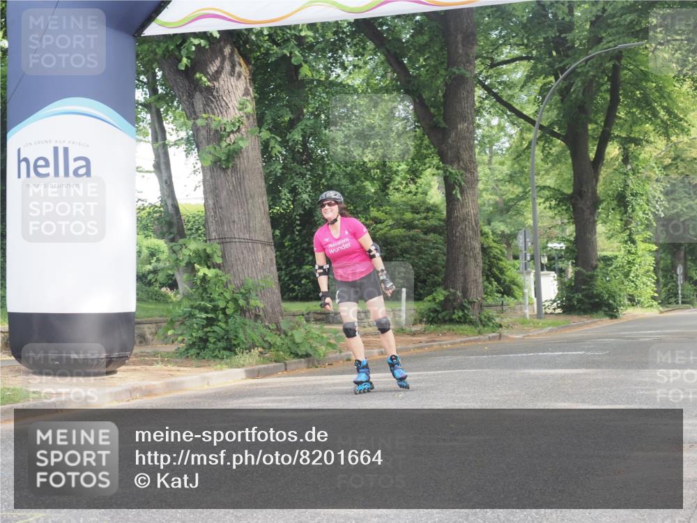 29.06.2025 - hella hamburg halbmarathon KatJ http://msf.ph/oto/8201664 29.06.2025 09:30:54 Zwischen KM18-KM19  meine-sportfotos.de