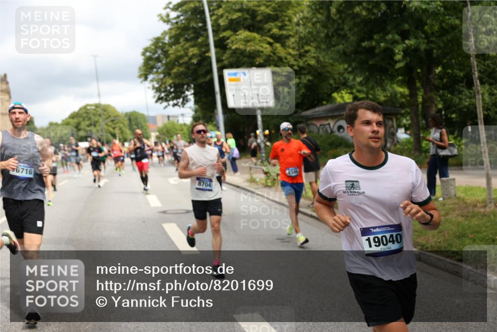 29.06.2025 - hella hamburg halbmarathon Yannick Fuchs http://msf.ph/oto/8201699 29.06.2025 10:44:46 20KM 1119, 1399, 1461, 1466, 1507, 1630, 1750, 1817, 2207, 2880, 3654, 4077, 4346, 4816, 5018, 5115, 6027, 6662, 6712, 6795, 7052, 7134, 7176, 7397, 7583, 7930, 7932, 8117, 8572, 8704, 8819, 9057, 10371, 11214, 11356, 11607, 12016, 12624, 13008, 13687, 13701, 13875, 14034, 14125, 14257, 14626, 15362, 15395, 15803, 15950, 16285, 16291, 16716, 17179, 17221, 17384, 18006, 18066, 18370, 18394, 18489, 18811 meine-sportfotos.de