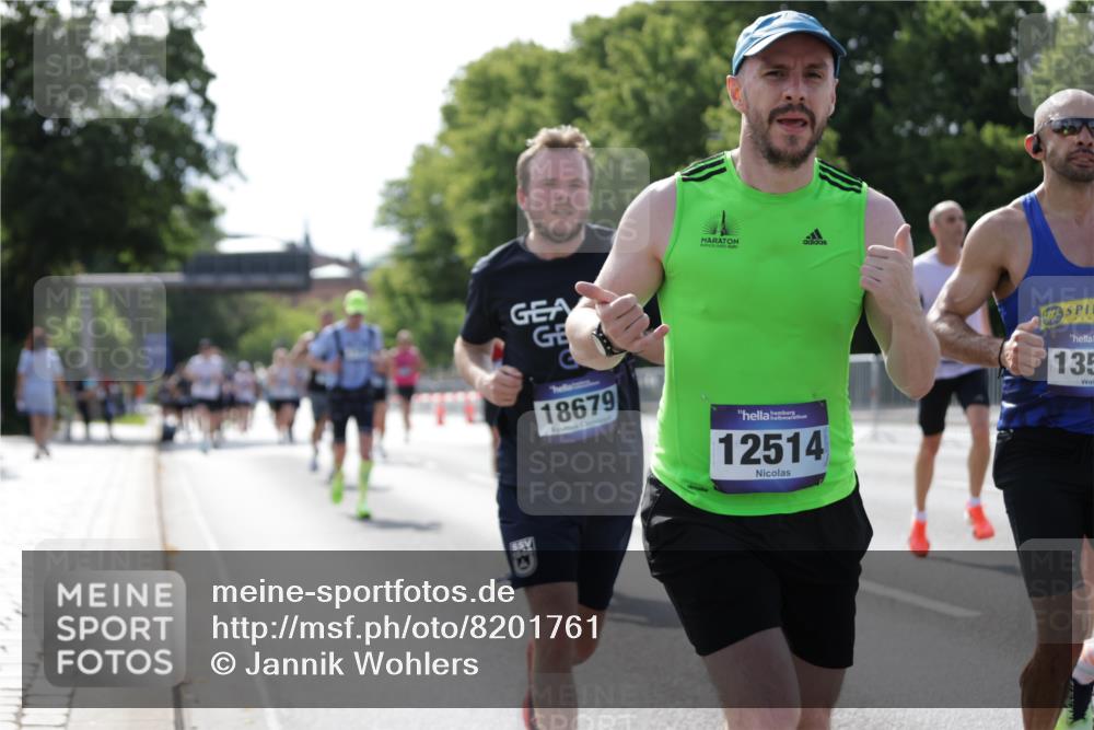 29.06.2025 - hella hamburg halbmarathon Jannik Wohlers http://msf.ph/oto/8201761 29.06.2025 09:47:47 Lombardsbrücke 1385, 1562, 1743, 2714, 2767, 3959, 4860, 5091, 5315, 6684, 6829, 6990, 8362, 8933, 10793, 10900, 11202, 11227, 11620, 11929, 12290, 12514, 13595, 13854, 14387, 14875, 14908, 14934, 15015, 15261, 15415, 15701, 15959, 16119, 16158, 17024, 17217, 18103, 18573, 18584, 18679 meine-sportfotos.de