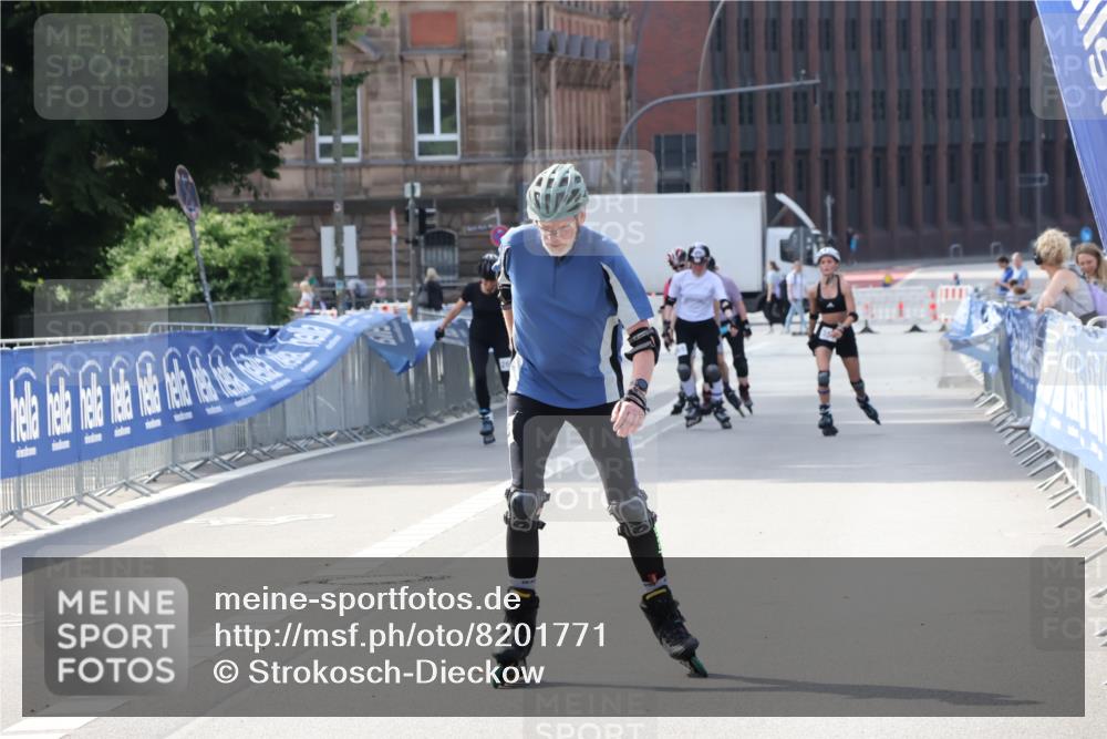 29.06.2025 - hella hamburg halbmarathon Strokosch-Dieckow http://msf.ph/oto/8201771 29.06.2025 09:52:16 Ziel 20175 meine-sportfotos.de