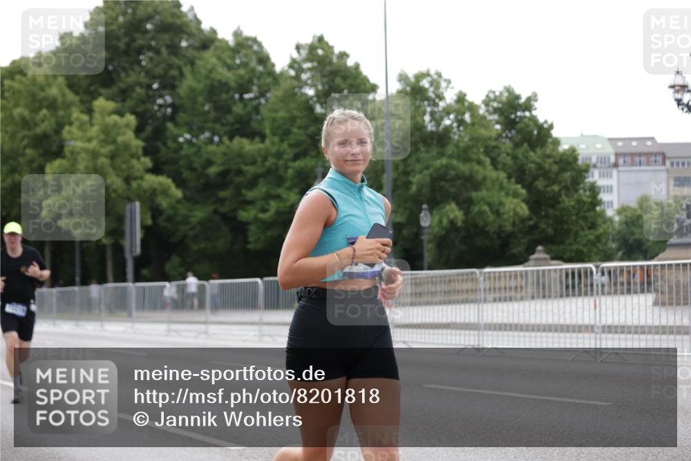 29.06.2025 - hella hamburg halbmarathon Jannik Wohlers http://msf.ph/oto/8201818 29.06.2025 10:25:30 Lombardsbrücke 1479, 1481, 3765, 4378, 4797, 5497, 6663, 8881, 10104, 10219, 11139, 11596, 11699, 11828, 11859, 12074, 12505, 12838, 12945, 12946, 14179, 14223, 16289, 16354, 16381, 16927, 17369, 19144 meine-sportfotos.de
