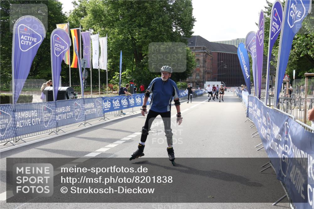 29.06.2025 - hella hamburg halbmarathon Strokosch-Dieckow http://msf.ph/oto/8201838 29.06.2025 09:52:21 Ziel 20175, 20265, 20266 meine-sportfotos.de