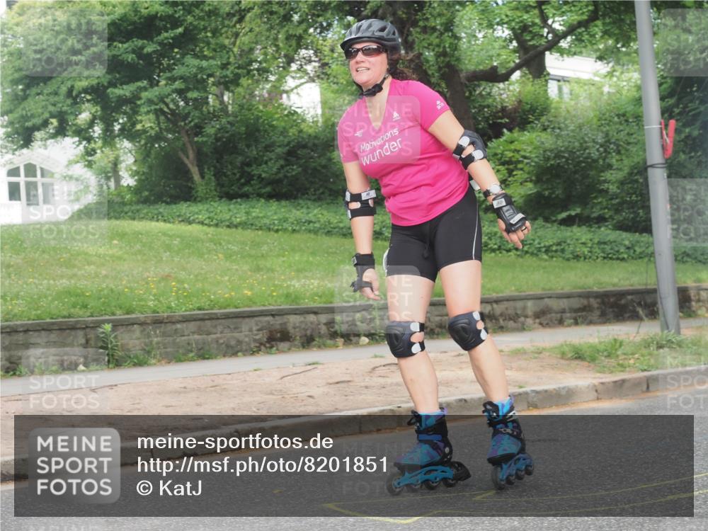 29.06.2025 - hella hamburg halbmarathon KatJ http://msf.ph/oto/8201851 29.06.2025 09:30:56 Zwischen KM18-KM19  meine-sportfotos.de