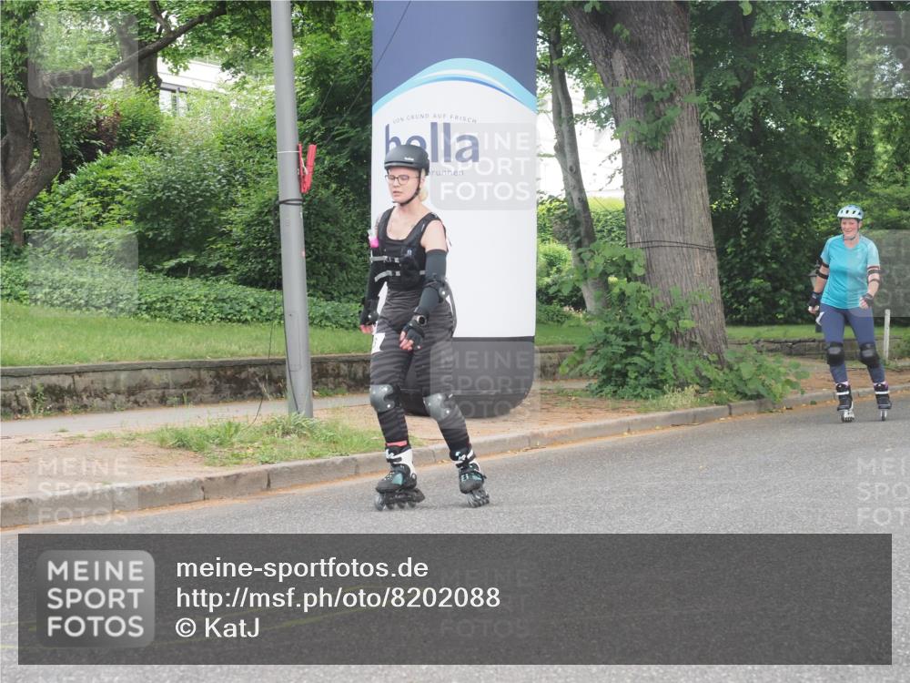 29.06.2025 - hella hamburg halbmarathon KatJ http://msf.ph/oto/8202088 29.06.2025 09:31:17 Zwischen KM18-KM19  meine-sportfotos.de