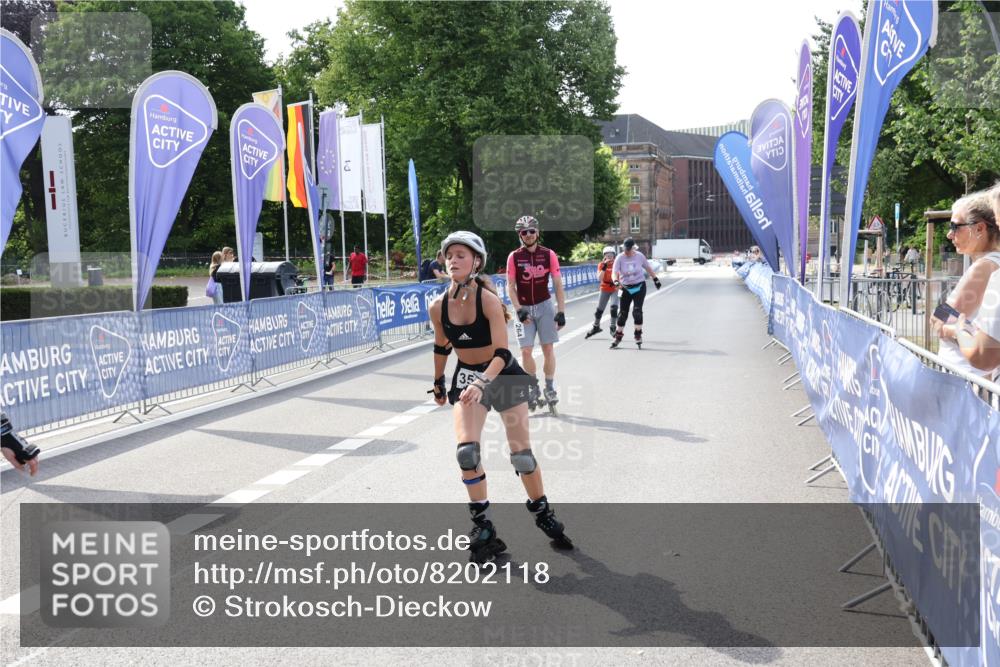 29.06.2025 - hella hamburg halbmarathon Strokosch-Dieckow http://msf.ph/oto/8202118 29.06.2025 09:52:30 Ziel 20024, 20138, 20264, 20265, 20266, 20350 meine-sportfotos.de