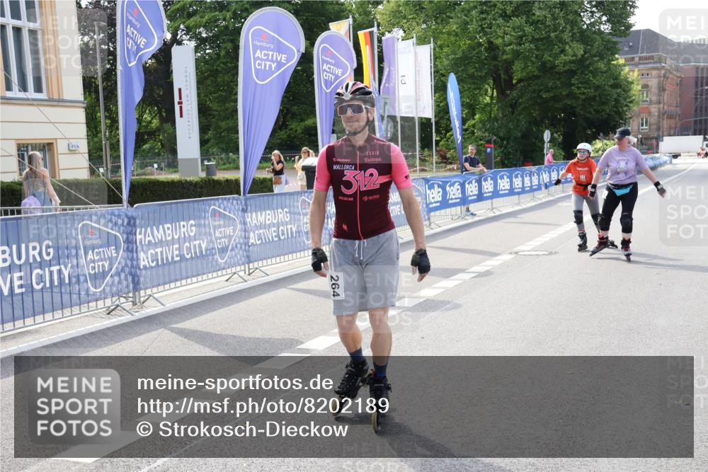 29.06.2025 - hella hamburg halbmarathon Strokosch-Dieckow http://msf.ph/oto/8202189 29.06.2025 09:52:32 Ziel 20024, 20138, 20264, 20265, 20266, 20350 meine-sportfotos.de