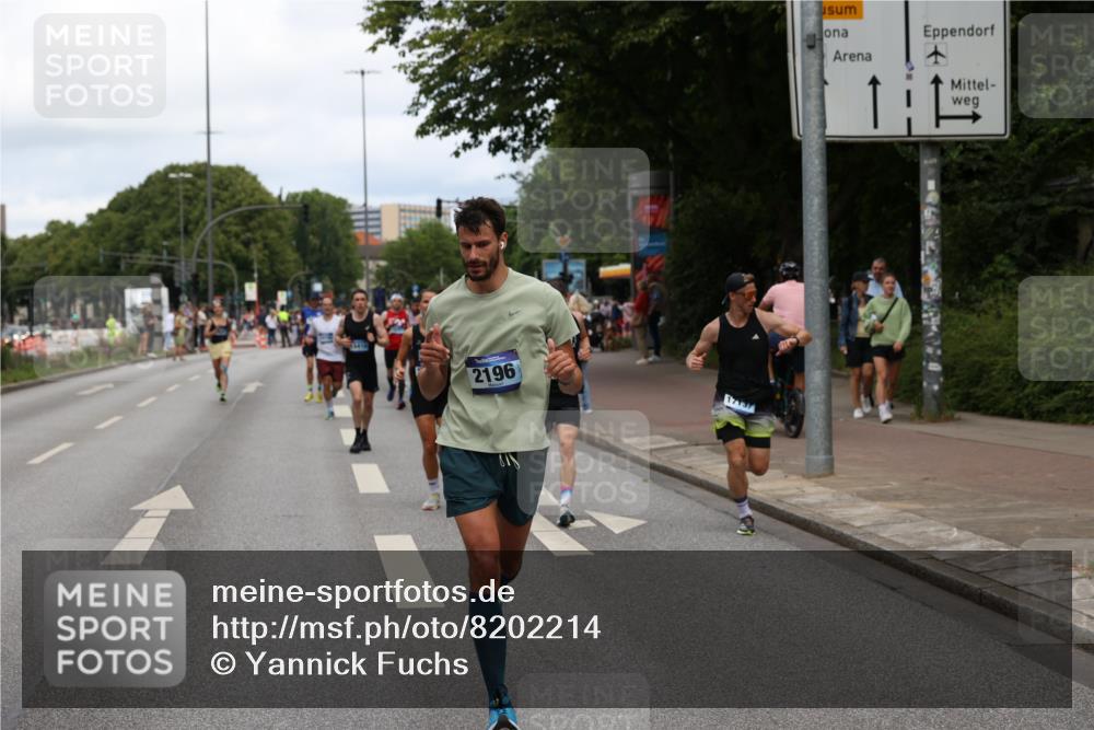 29.06.2025 - hella hamburg halbmarathon Yannick Fuchs http://msf.ph/oto/8202214 29.06.2025 10:32:06 20KM 1290, 2196, 2404, 2767, 3790, 5042, 5791, 5923, 6047, 6458, 9017, 9914, 10190, 10451, 11423, 12739, 12900, 13141, 13148, 13372, 13854, 14387, 14459, 14934, 15178, 15410, 16992, 17125, 17137, 18103, 18159, 18216, 18357, 18986 meine-sportfotos.de