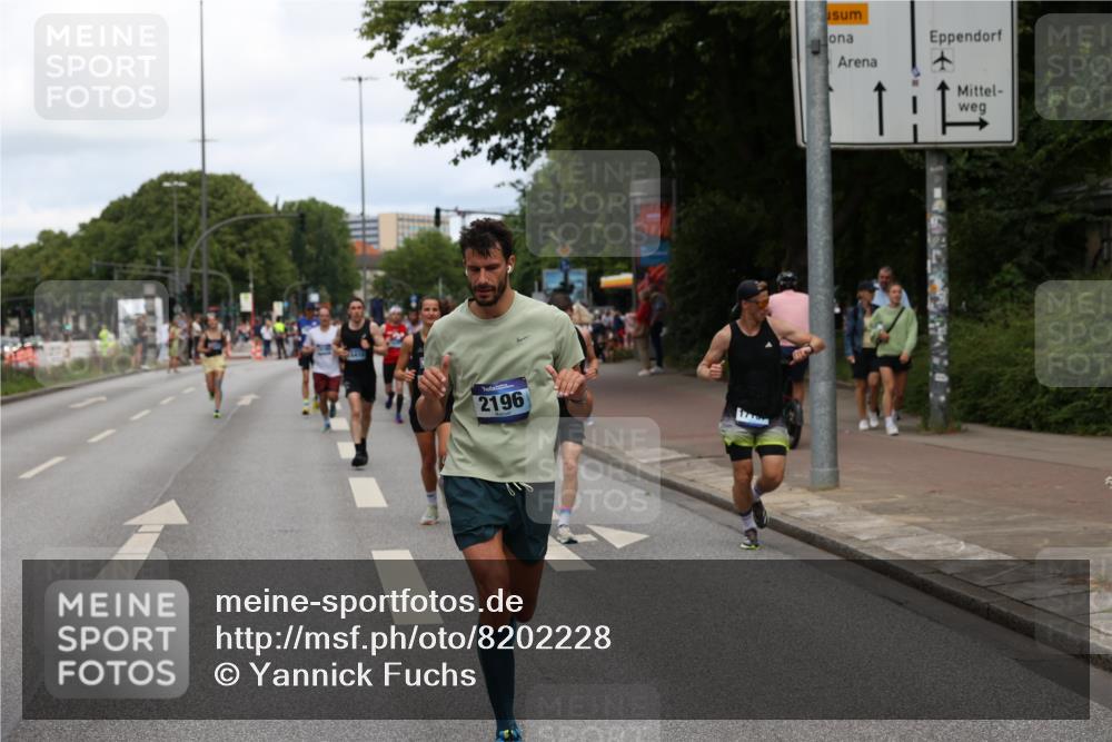 29.06.2025 - hella hamburg halbmarathon Yannick Fuchs http://msf.ph/oto/8202228 29.06.2025 10:32:06 20KM 1290, 2196, 2404, 2767, 3790, 5042, 5791, 5923, 6047, 6458, 9017, 9914, 10190, 10451, 11423, 12739, 12900, 13141, 13148, 13372, 13854, 14387, 14459, 14934, 15178, 15410, 16992, 17125, 17137, 18103, 18159, 18216, 18357, 18986 meine-sportfotos.de