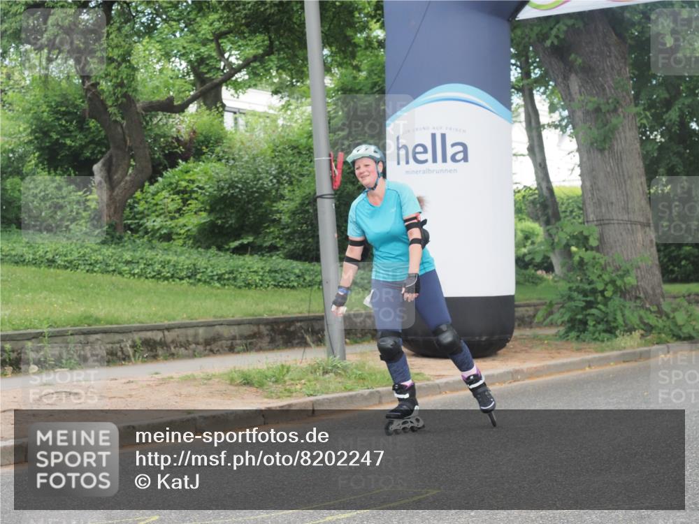 29.06.2025 - hella hamburg halbmarathon KatJ http://msf.ph/oto/8202247 29.06.2025 09:31:19 Zwischen KM18-KM19  meine-sportfotos.de